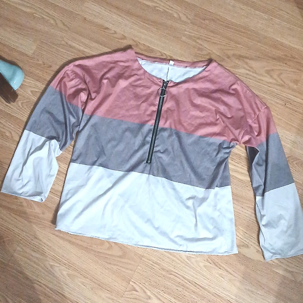 🏷3/$15 Color Block half zip Sweater